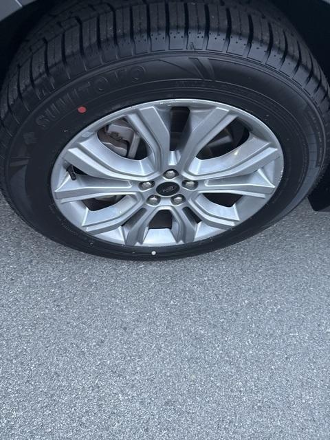 used 2023 Ford Edge car, priced at $22,685