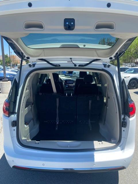 used 2024 Chrysler Pacifica car, priced at $29,895