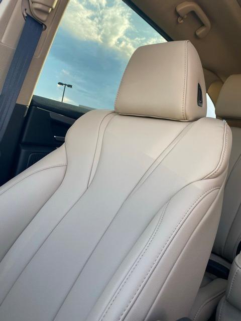 new 2025 Acura MDX car, priced at $55,350