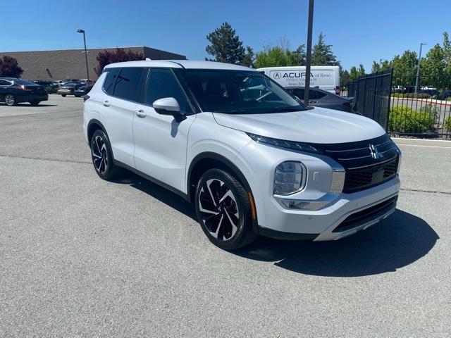 used 2024 Mitsubishi Outlander car, priced at $26,885