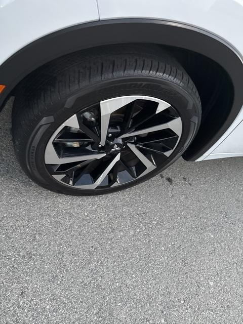 used 2024 Mitsubishi Outlander PHEV car, priced at $29,795