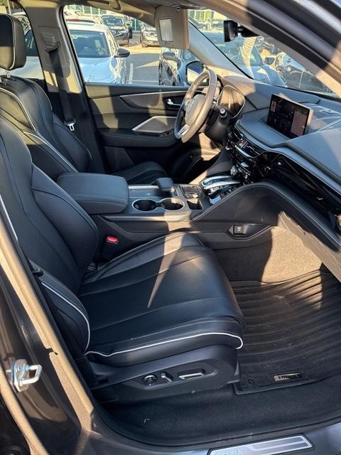 used 2023 Acura MDX car, priced at $46,685