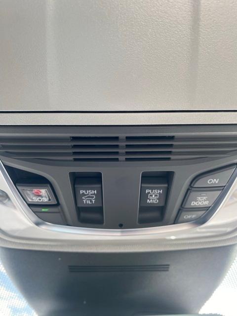 new 2025 Acura MDX car, priced at $67,650