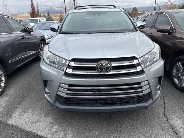used 2019 Toyota Highlander car, priced at $27,495