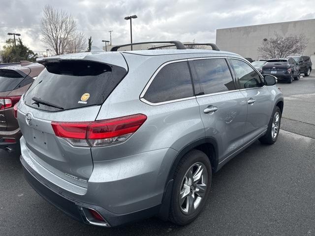 used 2019 Toyota Highlander car, priced at $27,495