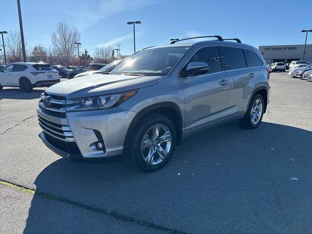 used 2019 Toyota Highlander car, priced at $27,395