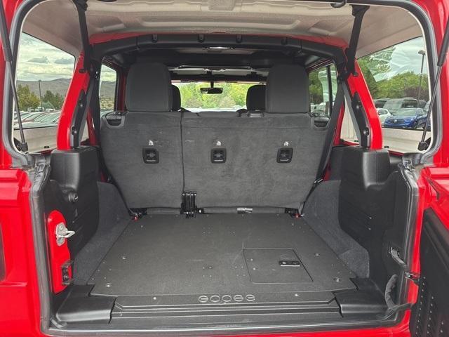 used 2022 Jeep Wrangler Unlimited car, priced at $38,999