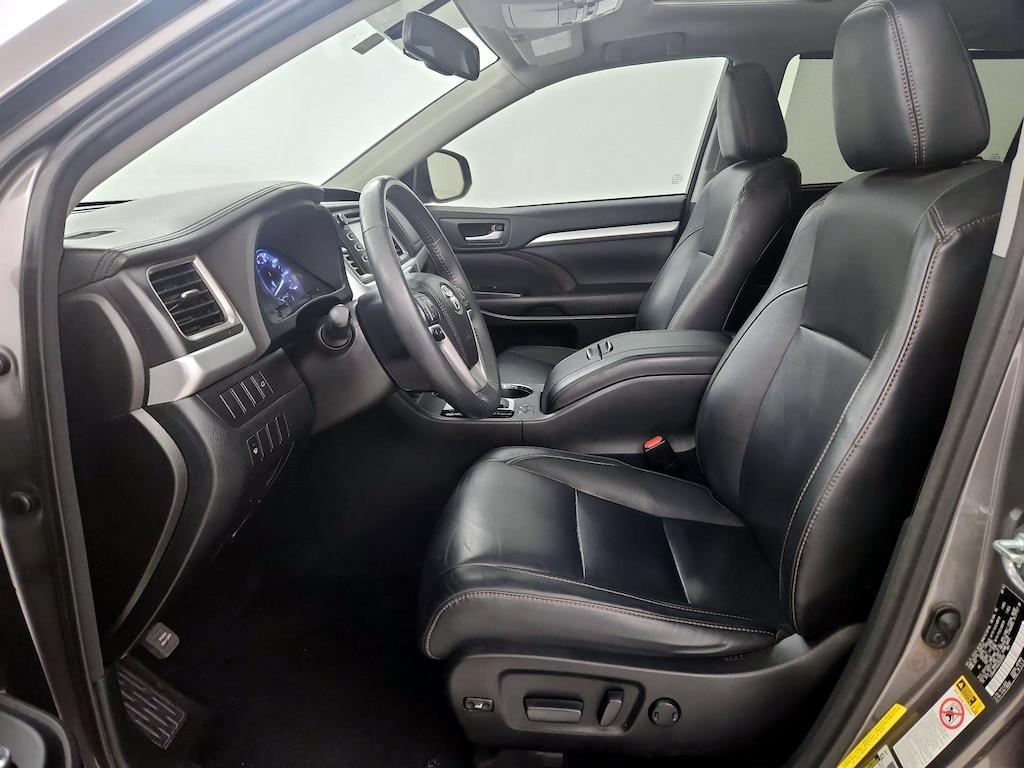 used 2016 Toyota Highlander car, priced at $24,998
