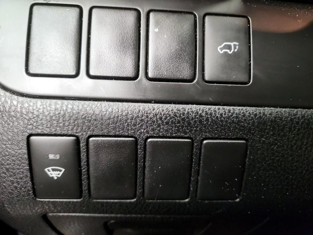 used 2016 Toyota Highlander car, priced at $17,998