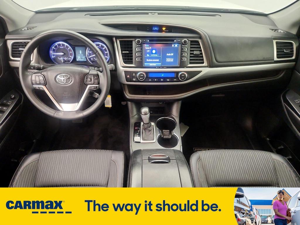 used 2016 Toyota Highlander car, priced at $17,998