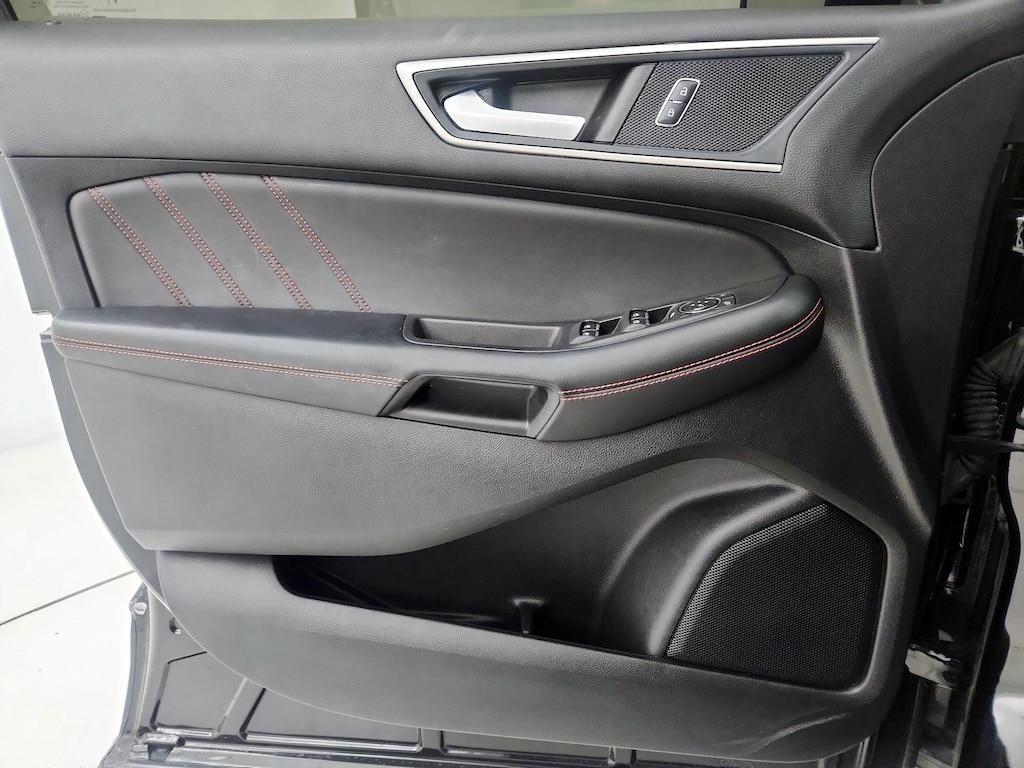 used 2023 Ford Edge car, priced at $29,998