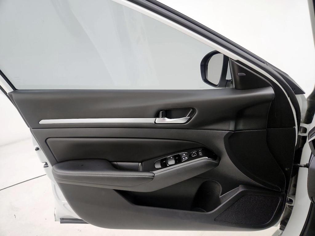 used 2024 Nissan Altima car, priced at $24,998