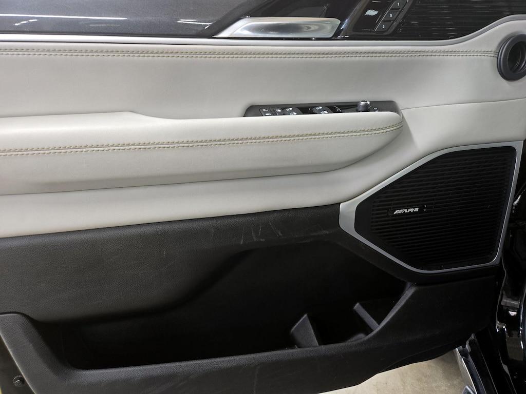 used 2022 Jeep Wagoneer car, priced at $48,998