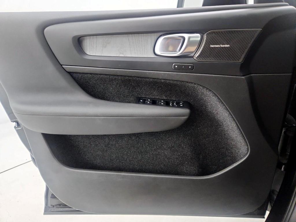 used 2023 Volvo XC40 car, priced at $28,998