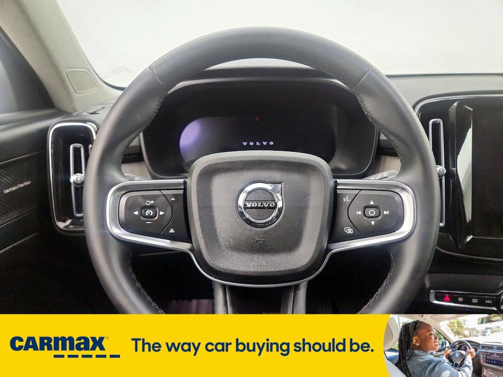 used 2023 Volvo XC40 car, priced at $28,998
