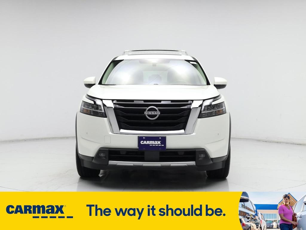 used 2024 Nissan Pathfinder car, priced at $40,998