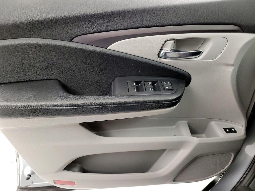 used 2016 Honda Pilot car, priced at $22,998