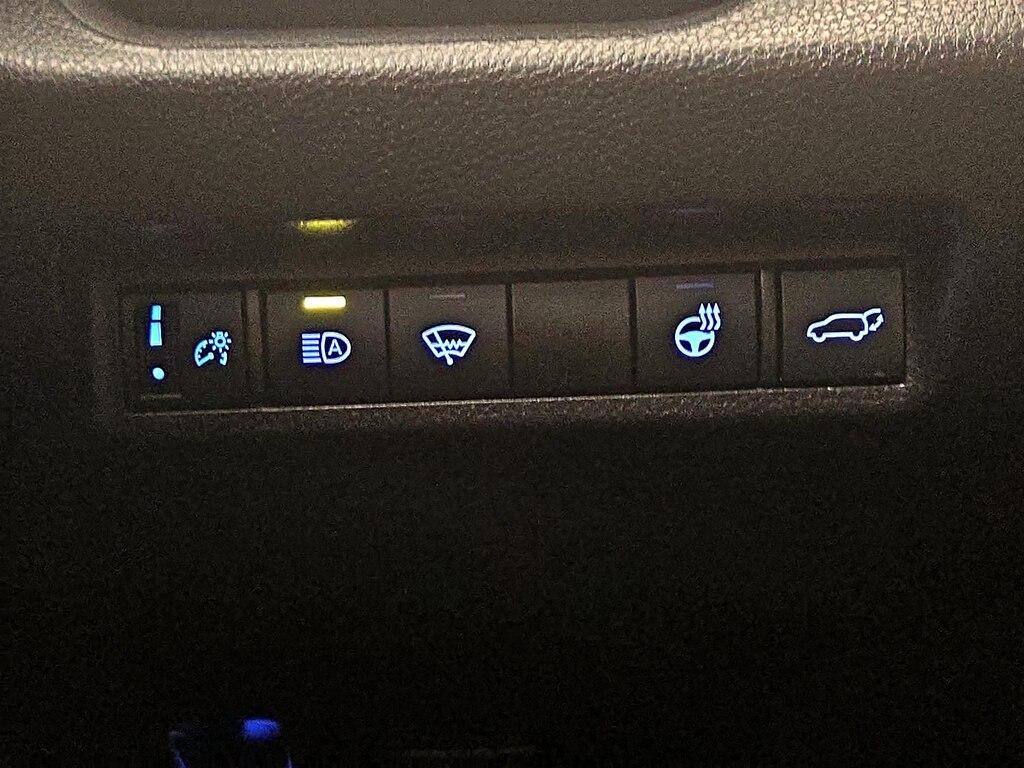used 2021 Toyota RAV4 Hybrid car, priced at $30,998