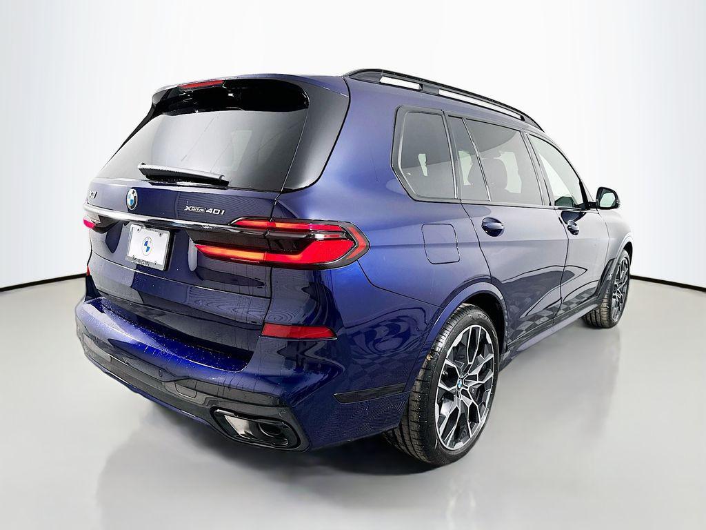new 2026 BMW X7 car, priced at $106,085