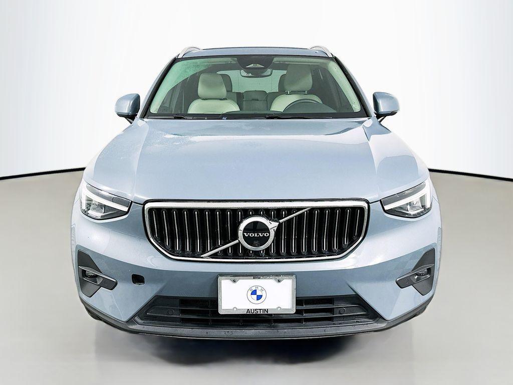 used 2023 Volvo XC40 car, priced at $27,980