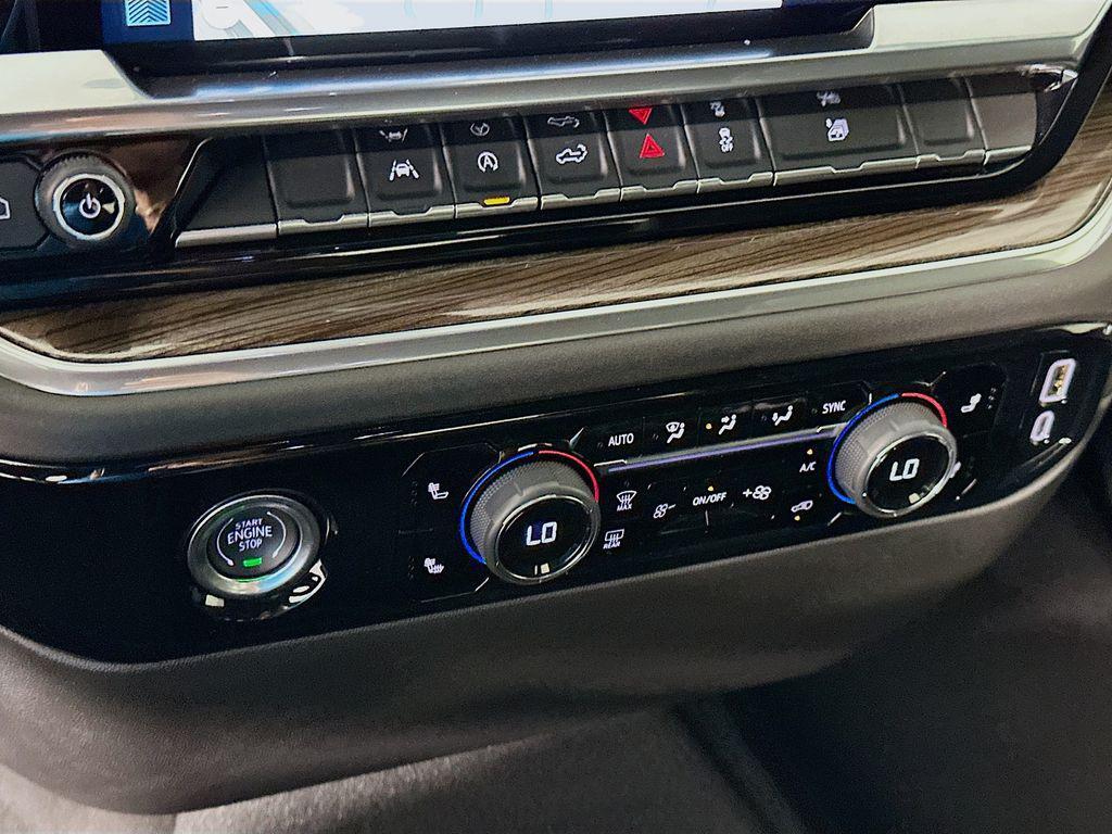used 2024 Chevrolet Silverado 1500 car, priced at $40,980