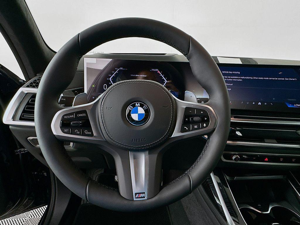 new 2026 BMW X7 car, priced at $98,260
