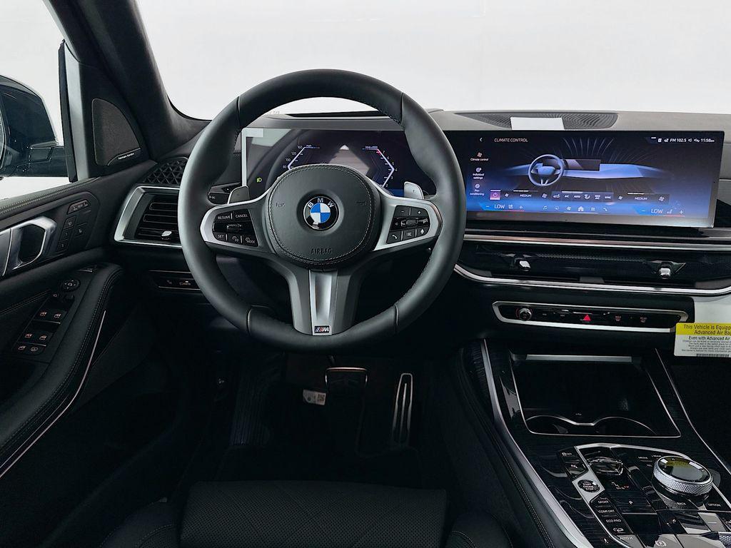 new 2026 BMW X7 car, priced at $98,260