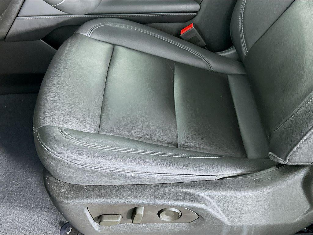 used 2023 Chevrolet Tahoe car, priced at $45,980