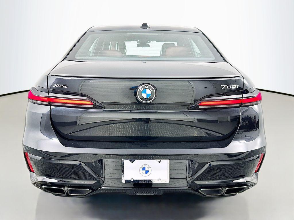 new 2025 BMW 760 car, priced at $133,630