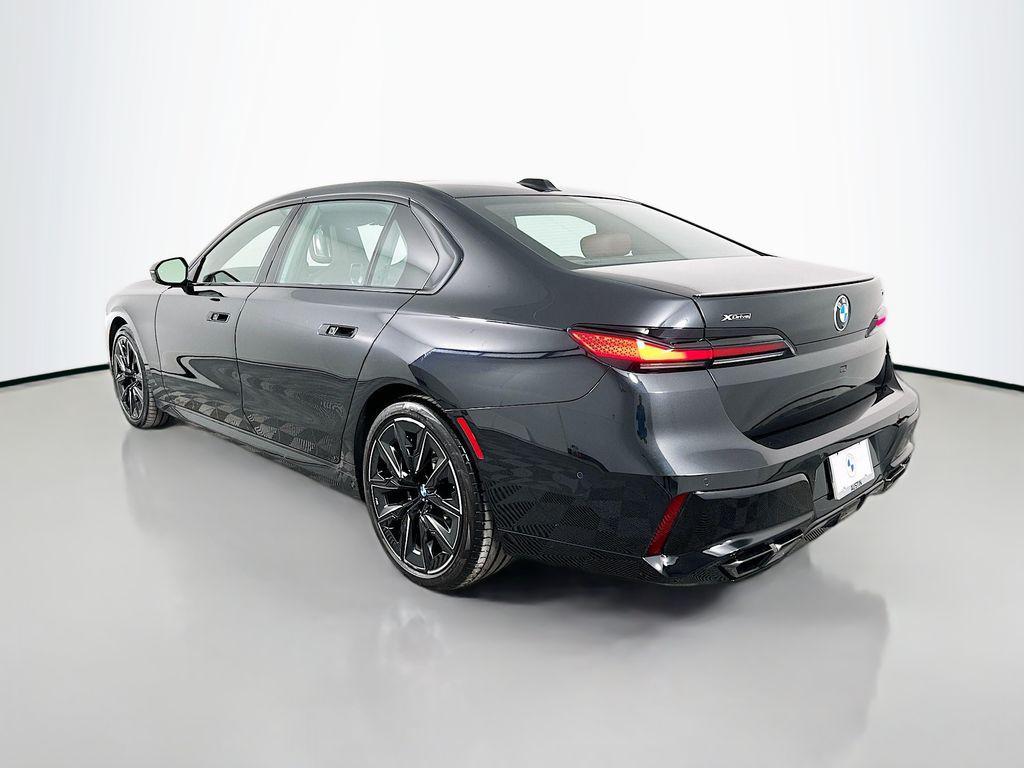 new 2025 BMW 760 car, priced at $133,630