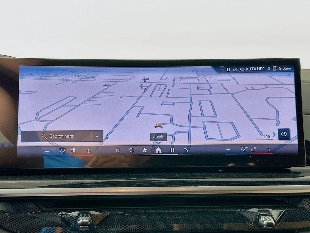 new 2026 BMW X7 car, priced at $100,585