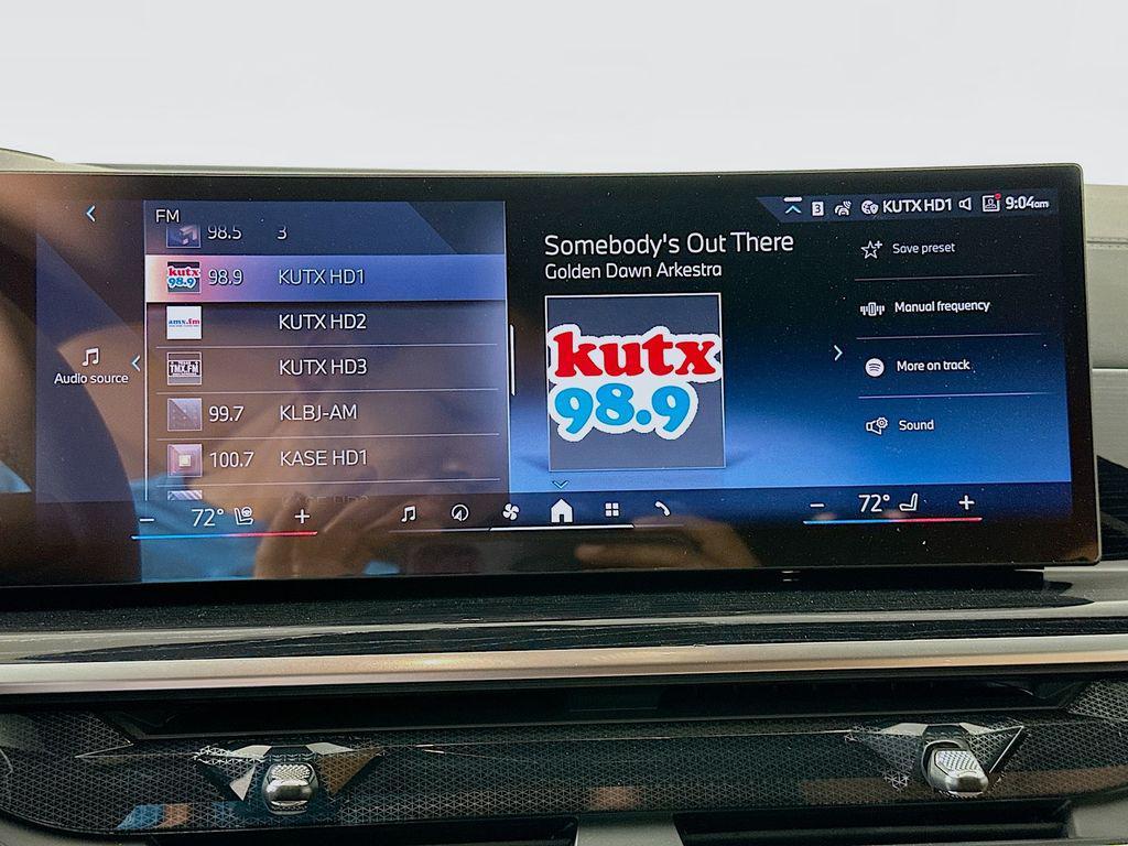 new 2026 BMW X7 car, priced at $100,585