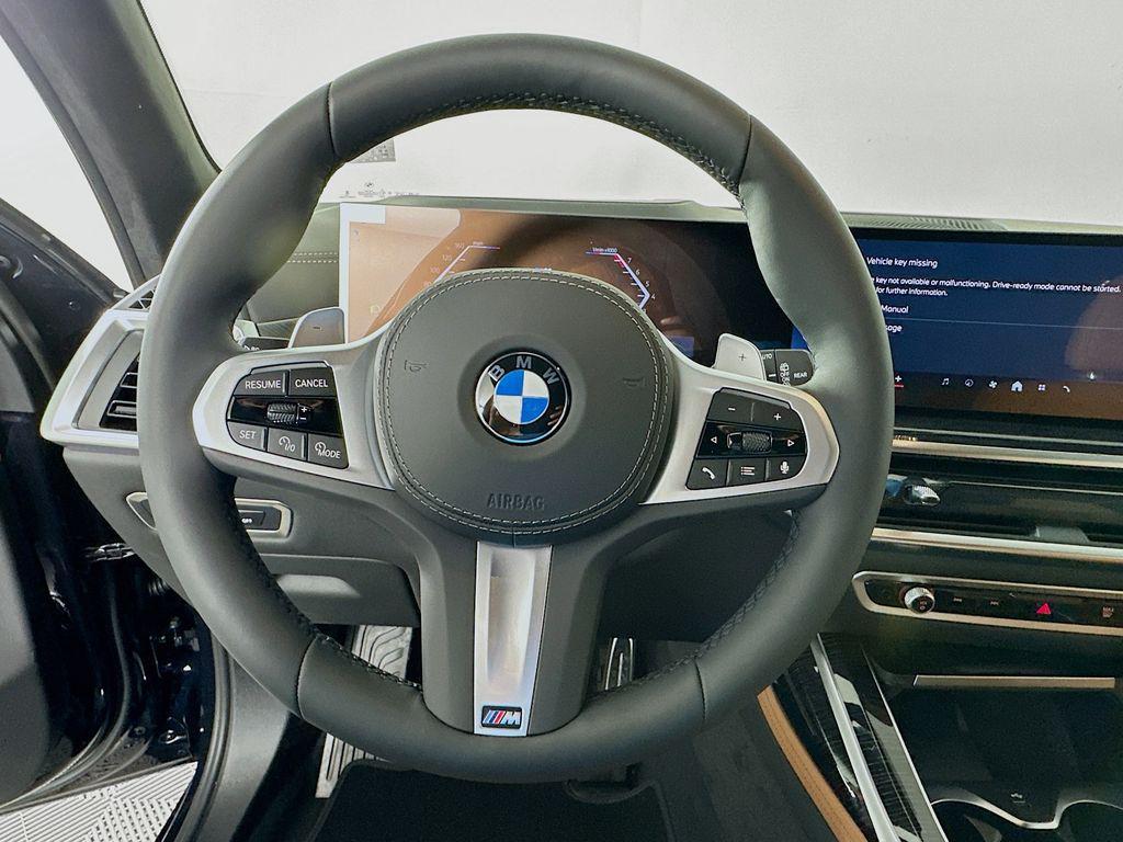 new 2026 BMW X7 car, priced at $100,585