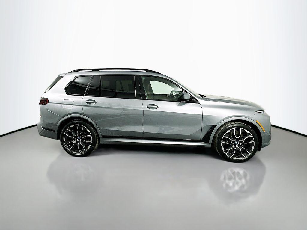 new 2026 BMW X7 car, priced at $99,705