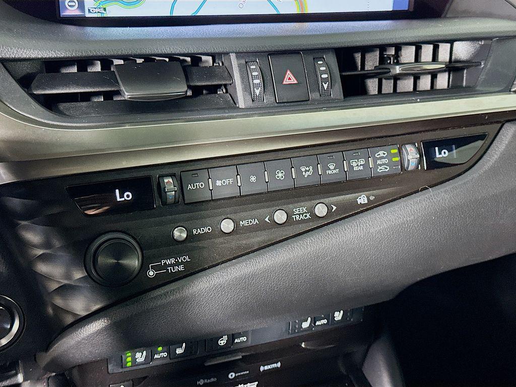 used 2019 Lexus ES 350 car, priced at $28,984