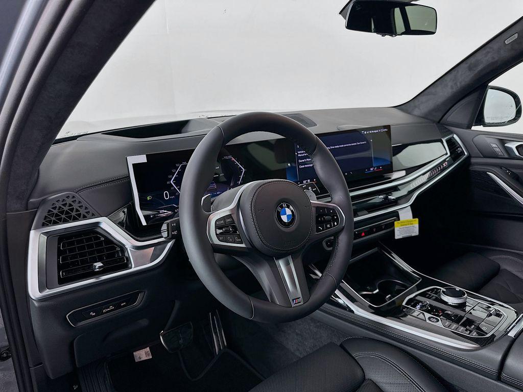 new 2026 BMW X7 car, priced at $96,275
