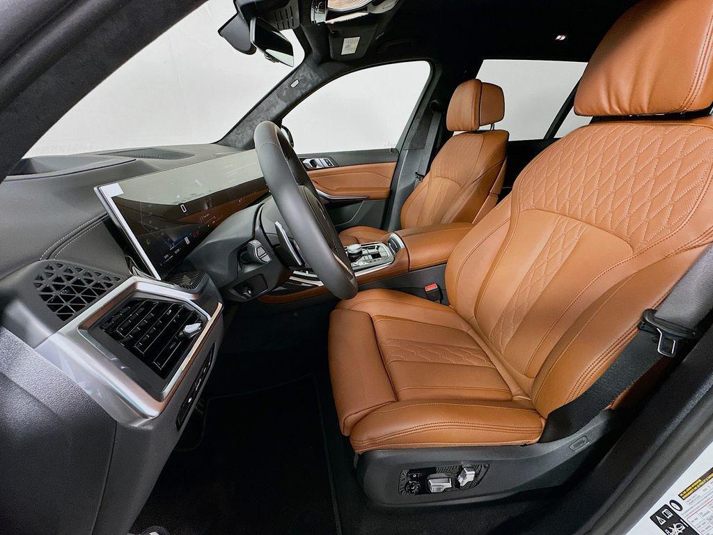 new 2026 BMW X7 car, priced at $122,635