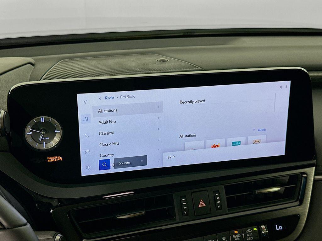 used 2025 Lexus ES 350 car, priced at $46,831