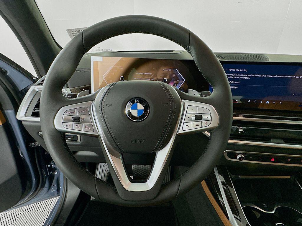 new 2026 BMW X7 car, priced at $94,185