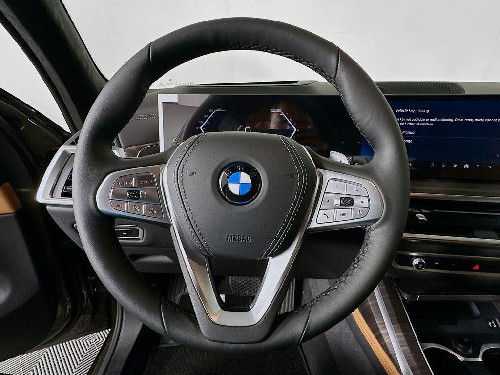 new 2026 BMW X7 car, priced at $102,685