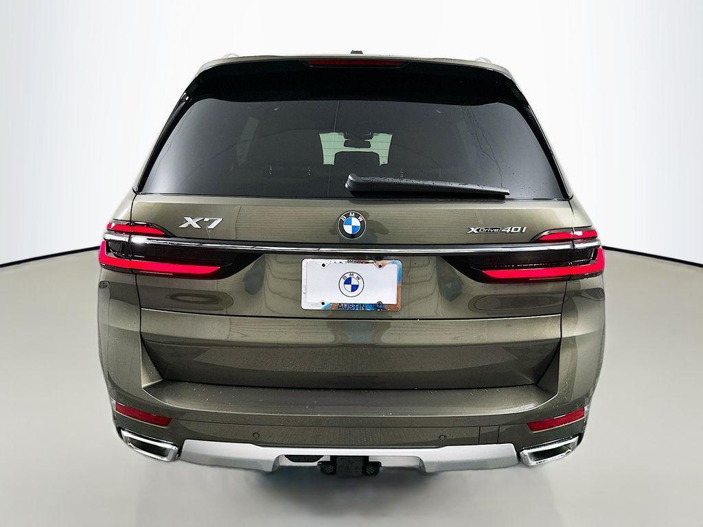 new 2026 BMW X7 car, priced at $102,685