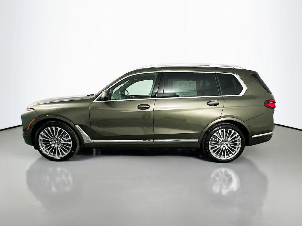new 2026 BMW X7 car, priced at $102,685