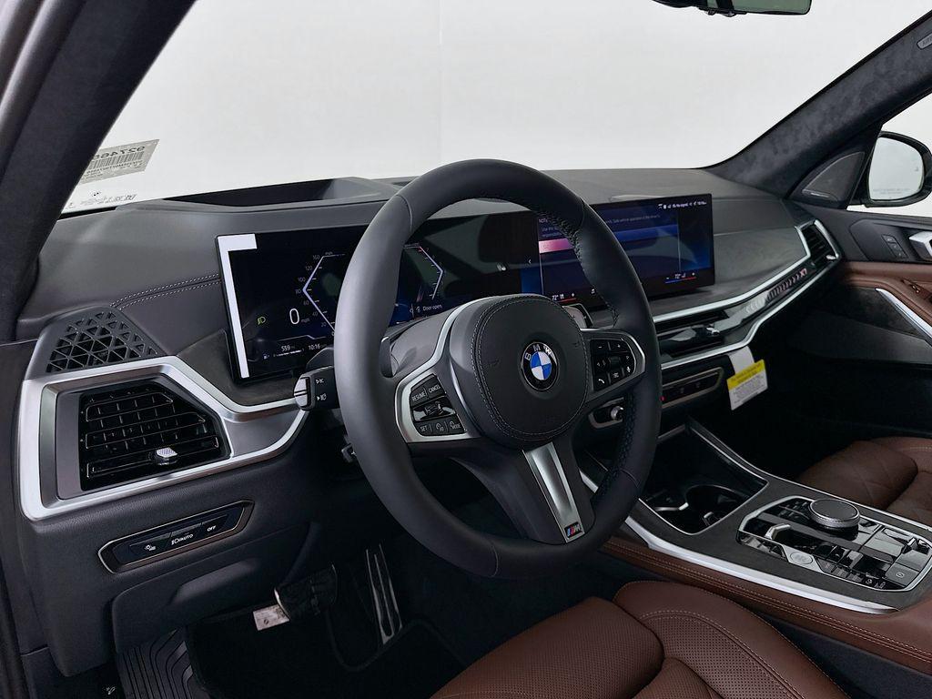 new 2026 BMW X7 car, priced at $100,535