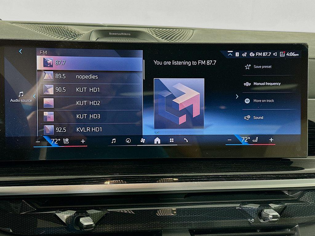 new 2026 BMW X7 car, priced at $110,385