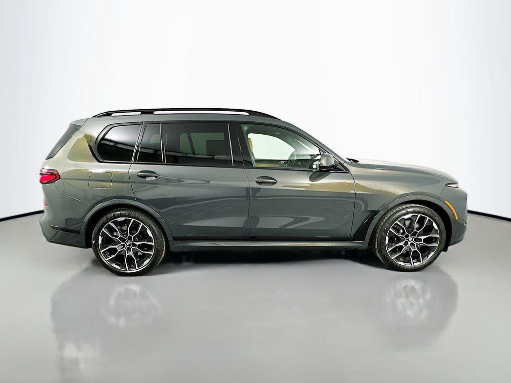 new 2026 BMW X7 car, priced at $99,985