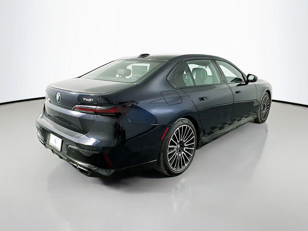 new 2025 BMW 760 car, priced at $139,650