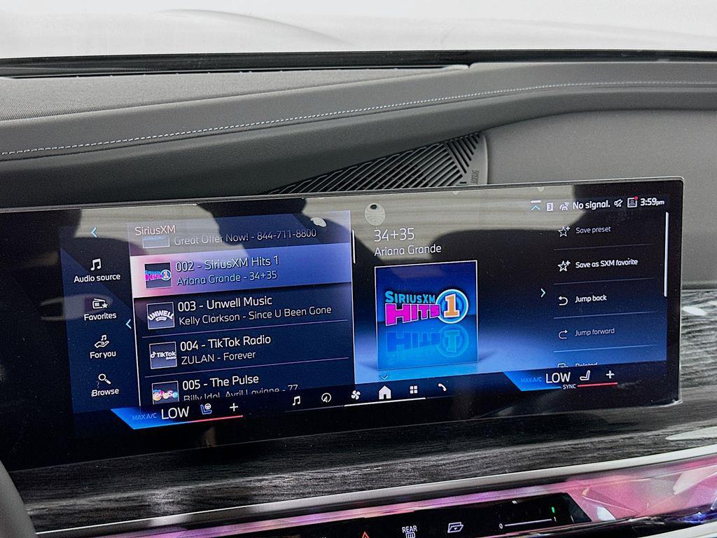 new 2025 BMW 760 car, priced at $133,930