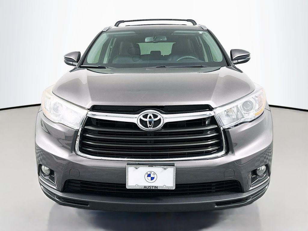 used 2016 Toyota Highlander car, priced at $17,980