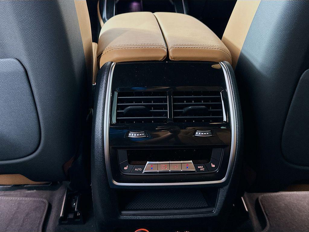 new 2026 BMW X7 car, priced at $100,535