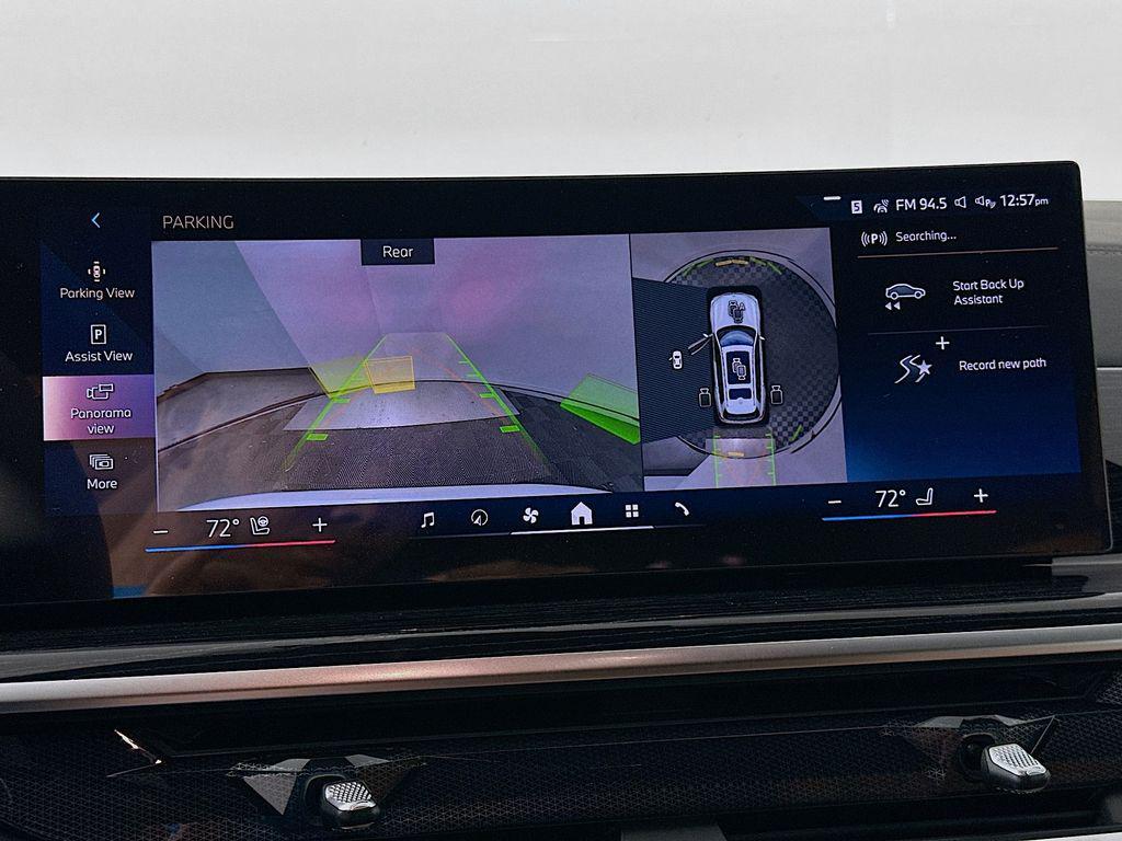 new 2026 BMW X7 car, priced at $100,535